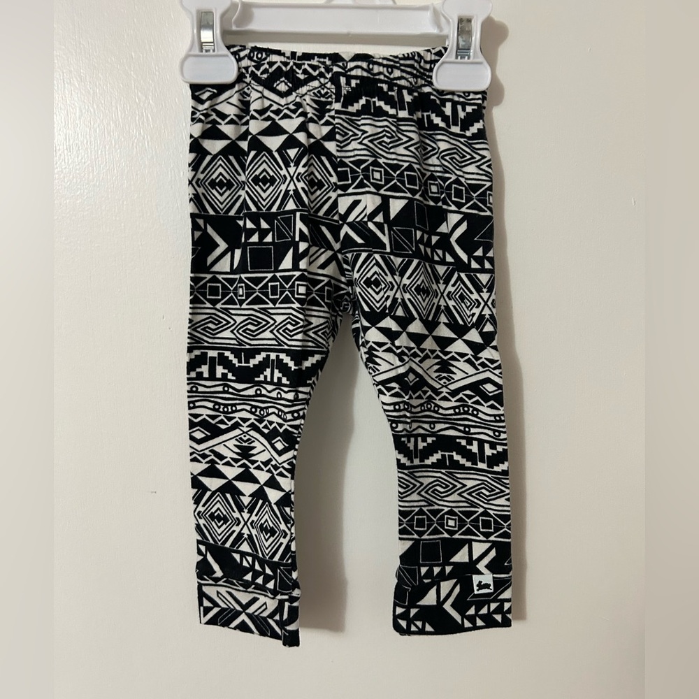 Geometric Black and White Infant Leggings